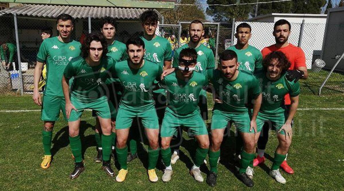 Calcio Promozione: Sant'Ermete, super vittoria nel derby. Verucchio battuto 4-0 - Un undici del Sant'Ermete