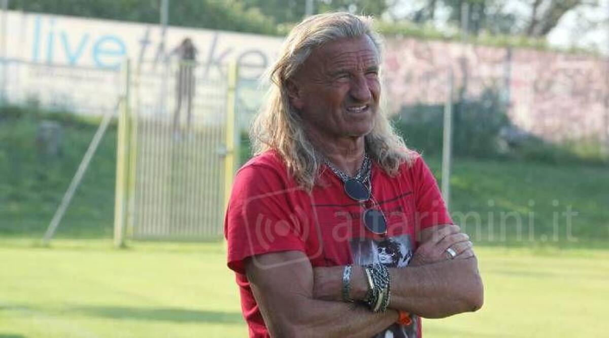 Calcio Seconda, finale playoff Rimini United-San Bartolo Gabicce - Il tecnico del San Bartolo Gabicce Massimo Girometti