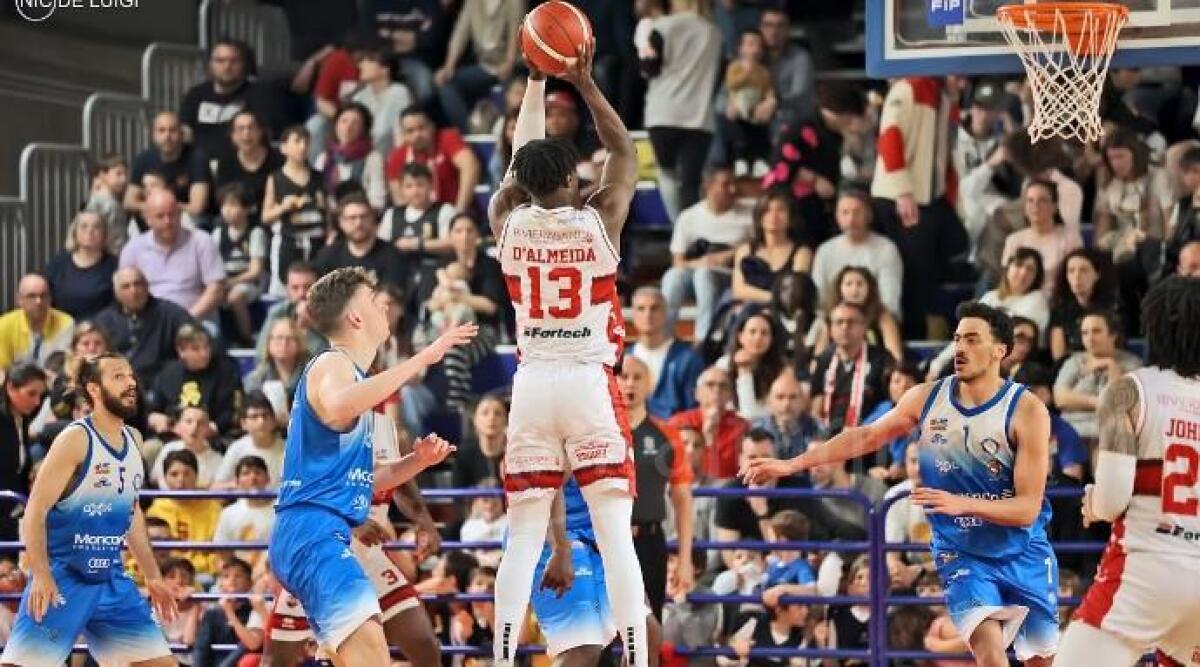 Basket A2, l'incompleta RivieraBanca ko in casa contro Agrigento (72-79) - Foto Nicola De Luigi