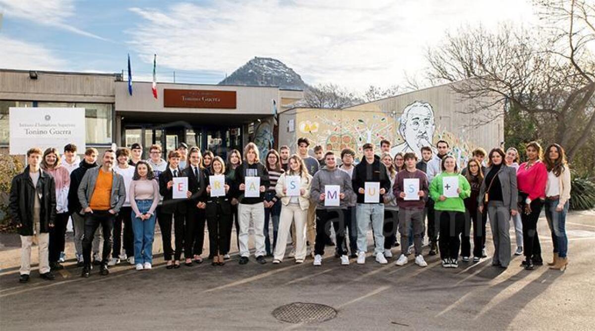 Novafeltria: Erasmus Plus, 47 studenti del Tonino Guerra premiati con Borse di Studio - Studenti del Tonino Guerra