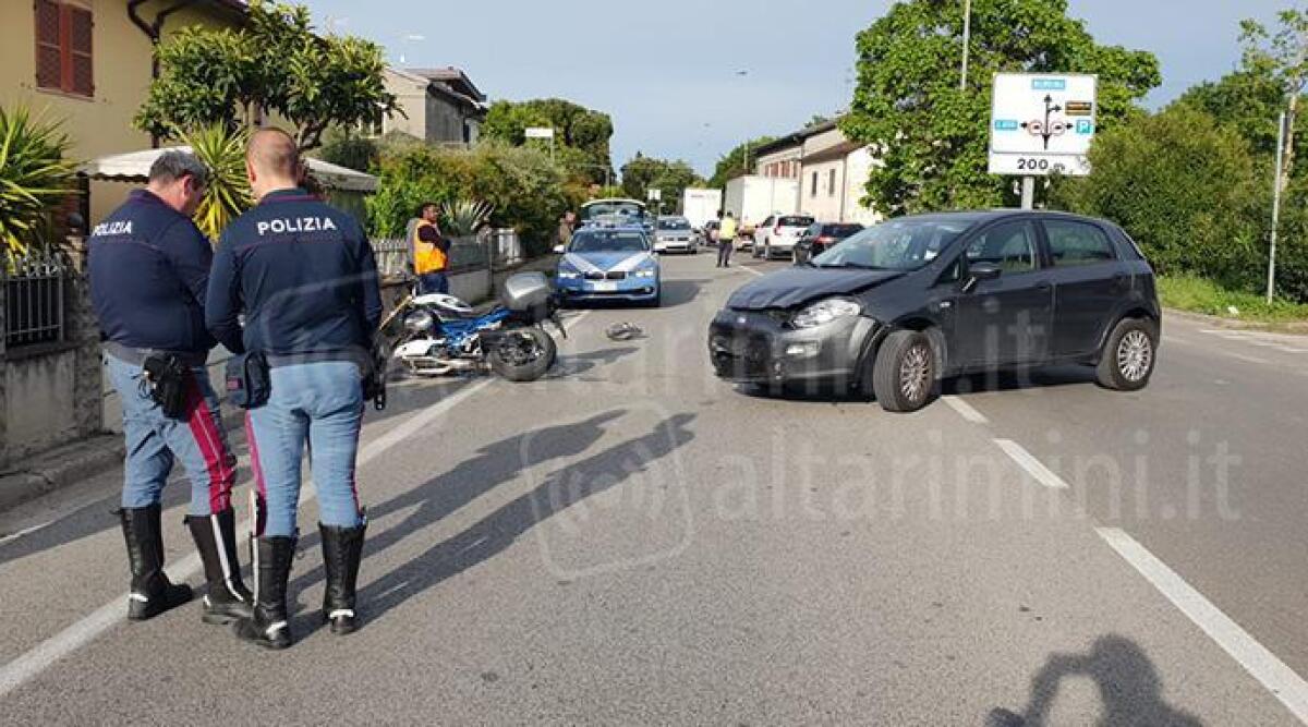 Incidente a Santa Giustina sulla Via Emilia: Motociclista ferito in collisione con una Fiat Punto - Il luogo dell'incidente