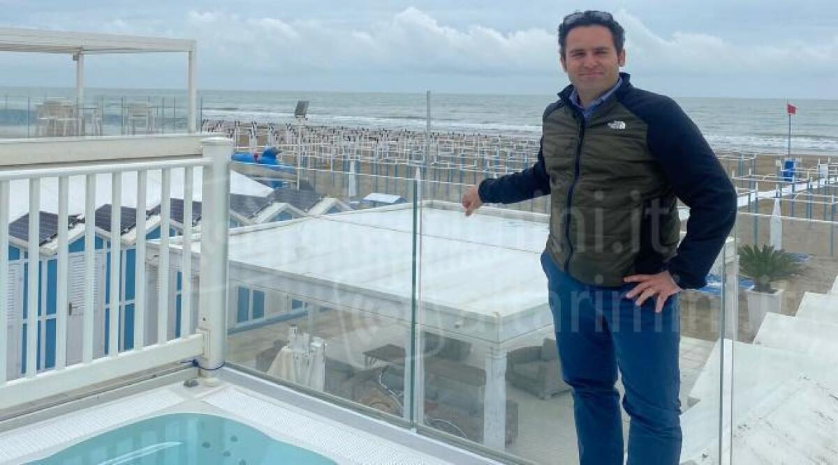 Hotel in disuso come alloggio per lavoratori stagionali: a Riccione pubblicato l'avviso pubblico - L'assessore Christian Andruccioli