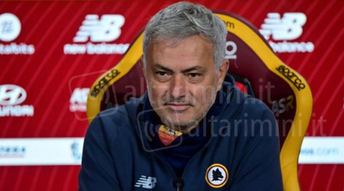 Giallorossi in finale di Europa League: &egrave; festa per il Roma Club di Rimini - Mourinho