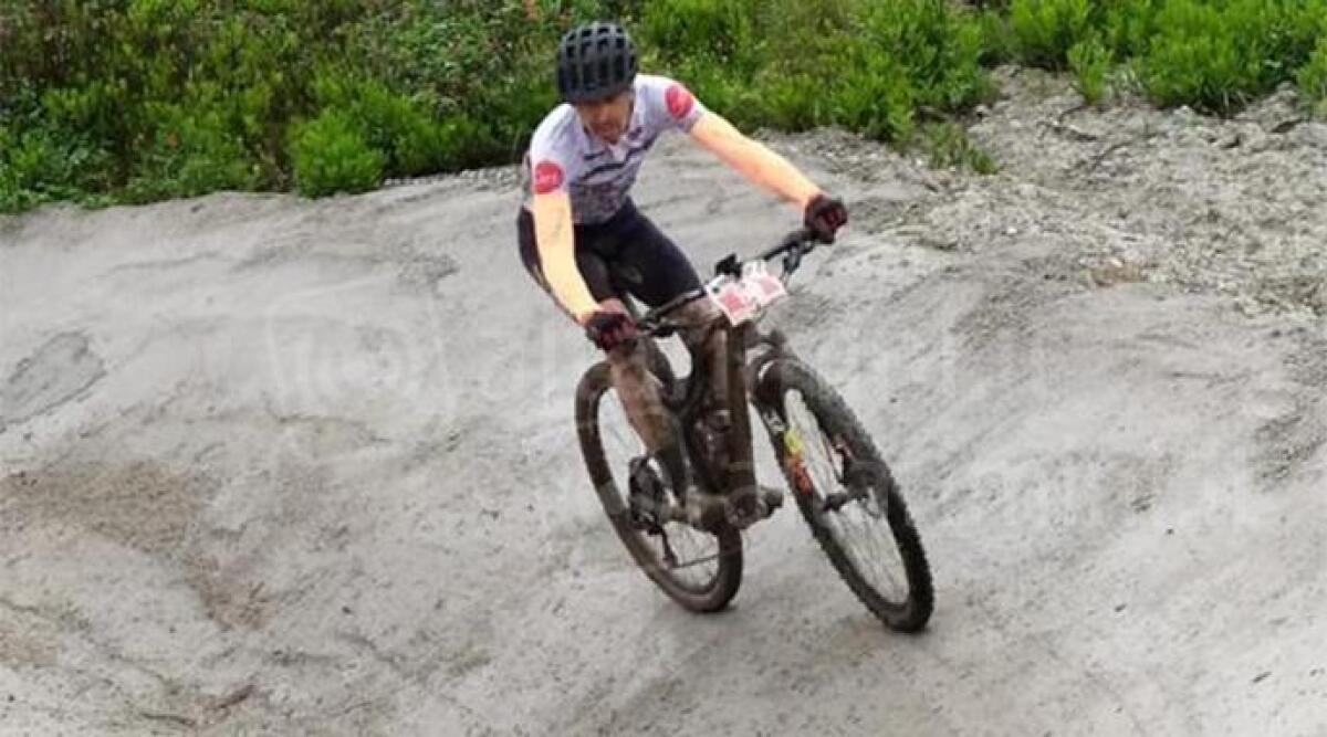 Novafeltria, esordio 'bagnato' per la pista di Cross Country. Trionfa Marco Franconi - Alcuni momenti della gara