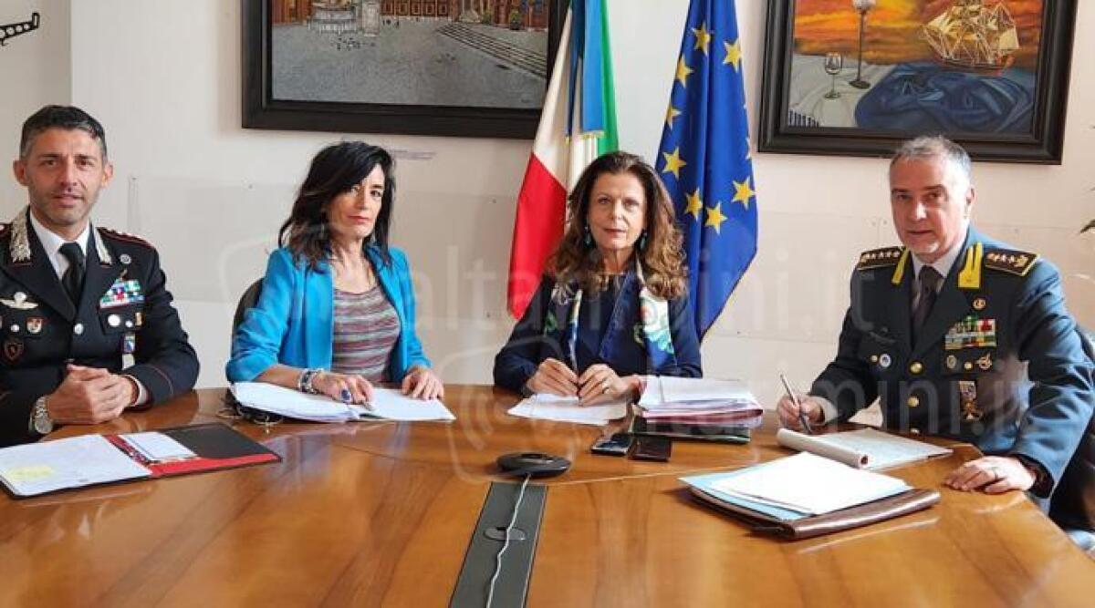 Rimini, operazione sicurezza per l'estate: 330 rinforzi e guardie private con i quad sulla spiaggia -