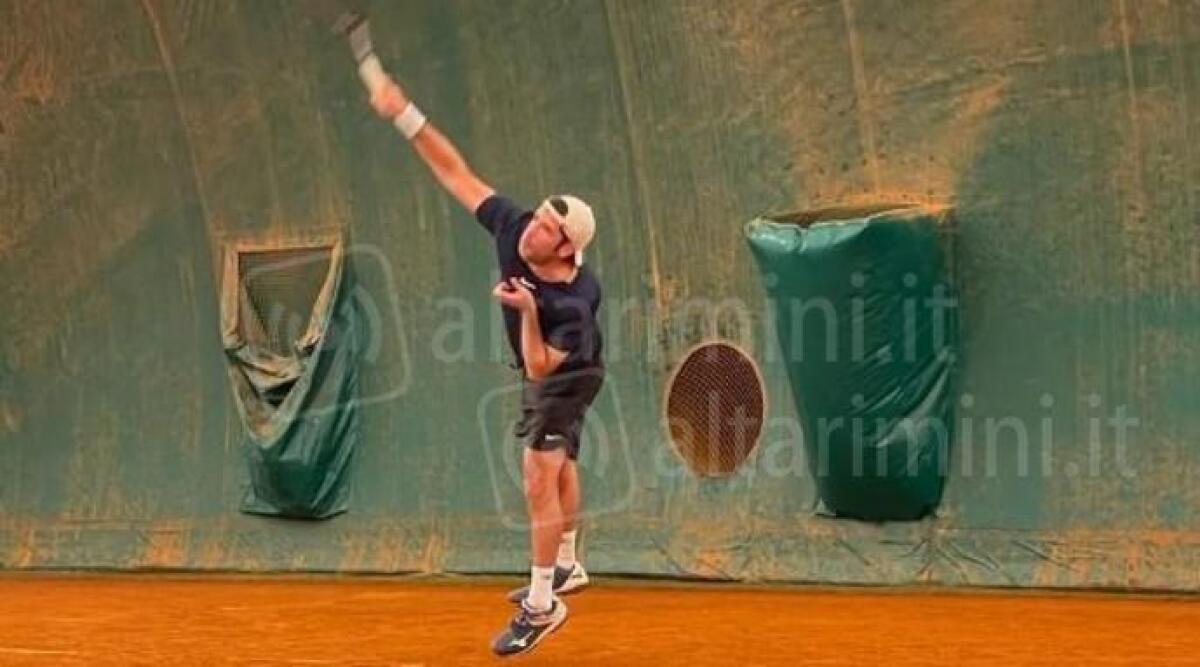 Tennis, Memorial Boschetti: esordio ok nel main-draw per Stefano Pollini - Elia Santi in azione
