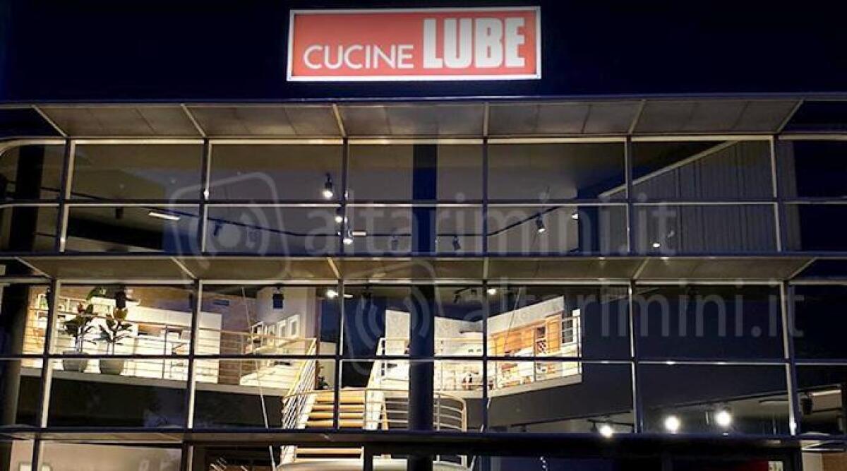 Rinnovo della cucina, con stile: imperdibile svendita presso il Lube Store di Santarcangelo - Lube Store di via del Pino 15
