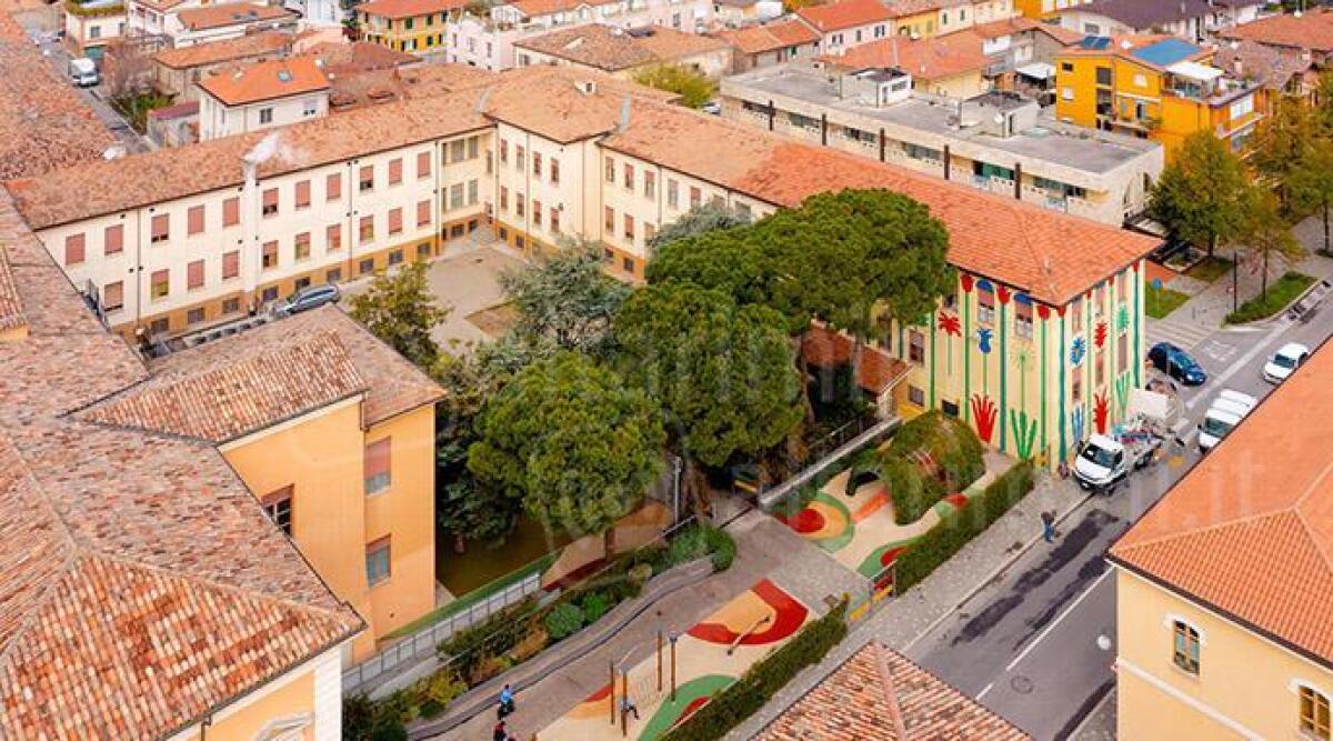 Interventi energetici ed infrastrutturali: il Comune di Santarcangelo punta ai finanziamenti regionali - La scuola elementare Pascucci