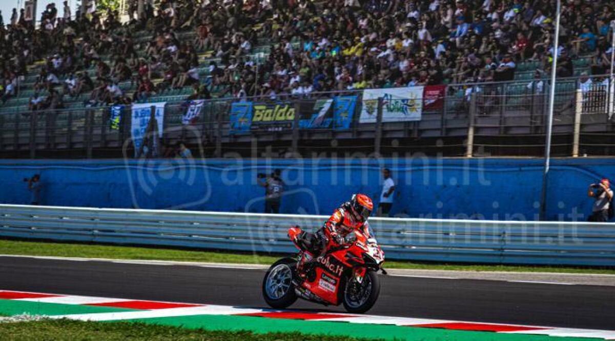 Superbike a Misano: giovedì i piloti incontrano i fan - Superbike a Misano PETRANGELI