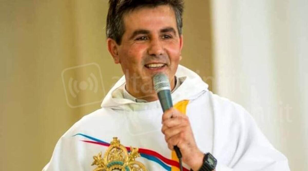 Per il ciclo 'Testimoni di Speranza' a Riccione incontro con don Gianni Castorani e il nostro vescovo Nicolò Anselmi - Don Gianni Castorani