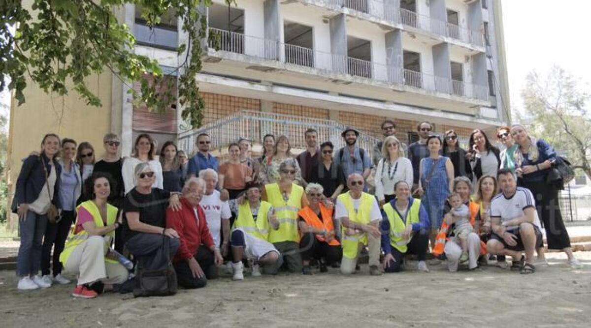 Qualità urbana e neutralità climatica: tecnici dall'Europa in bici alla scoperta di Rimini -