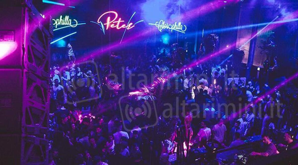 Peter Pan, residenti avviliti: la discoteca promette pi&ugrave; impegno contro degrado e schiamazzi notturni - Interno della discoteca Peter Pan (NOTA: la foto &egrave; semplicemente a carattere dimostrativo)
