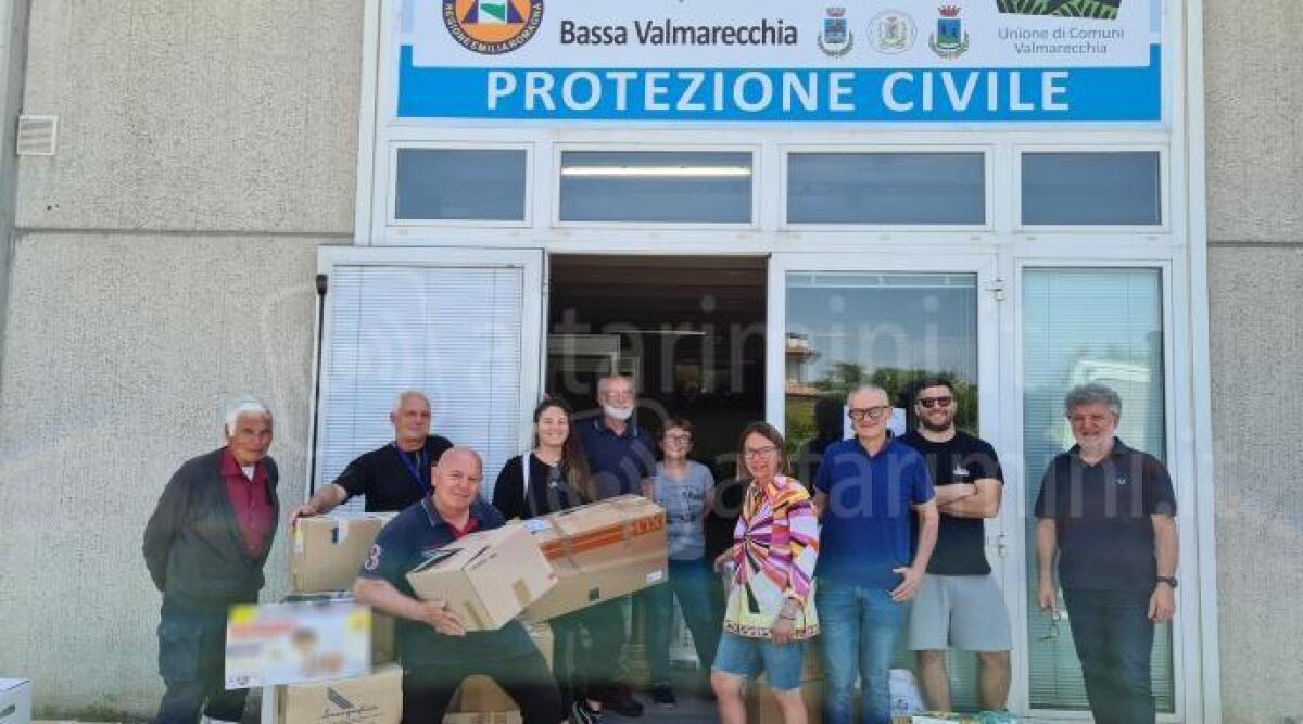 Consegnati al Comune di Civitella di Romagna materiali donati dai santarcangiolesi per le zone alluvionate - La partenza dei materiali raccolti