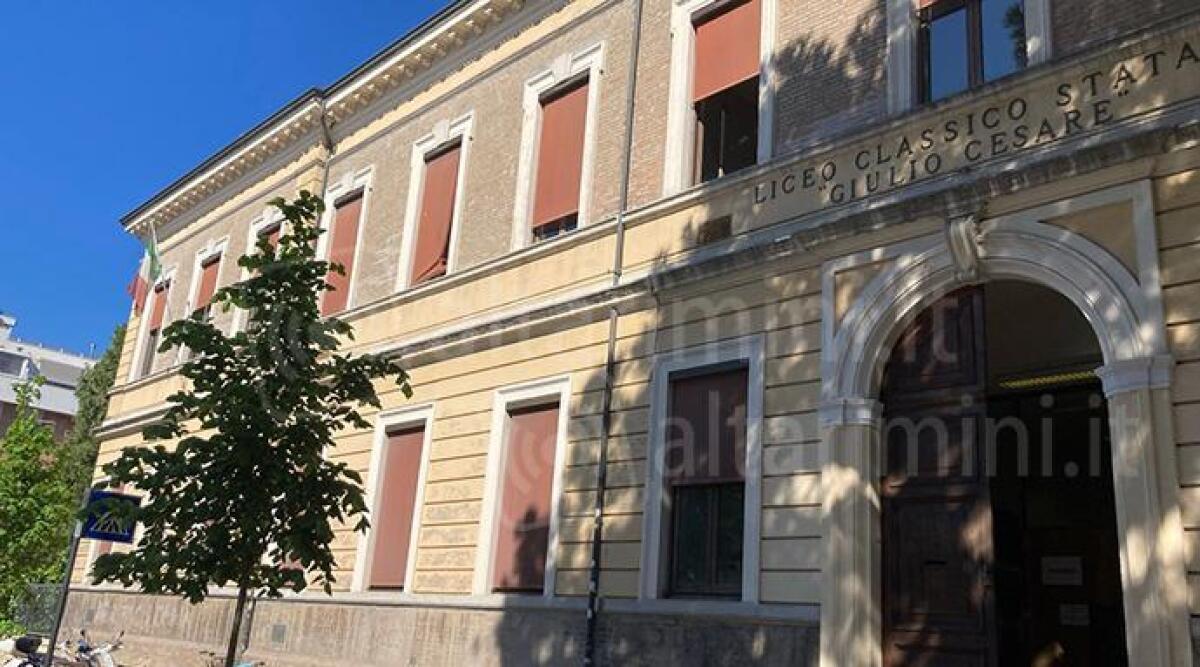 La bellezza secolare del liceo classico di Rimini raccontata dai suoi giovani Cicerones - Liceo Classico G.Cesare