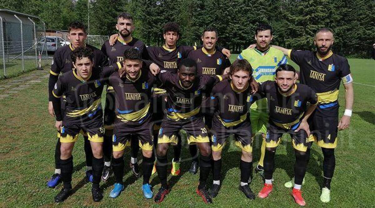 Calcio Promozione: Novafeltria, &egrave; finale playoff. Battuto il Forlimpopoli 2-1 - L'undici iniziale del Novafeltria