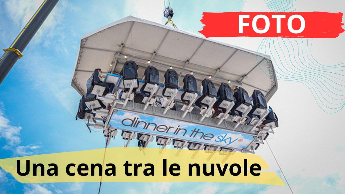 Dinner in the Sky: la cena a 50 metri di altezza sbarca a Riccione - In piazzale prende il volo il ristorante di Dinner in the sky
