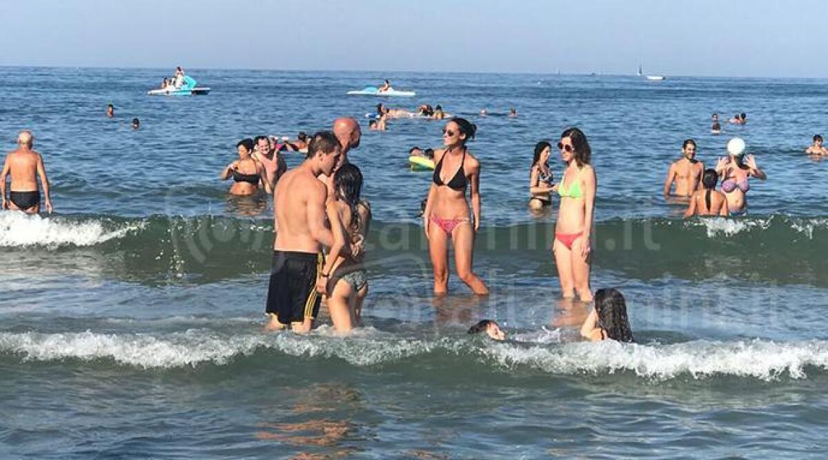 Rimini: la Riviera è pronta per l'estate 2023 tra mare cristallino e spiagge pulite - Foto di repertorio