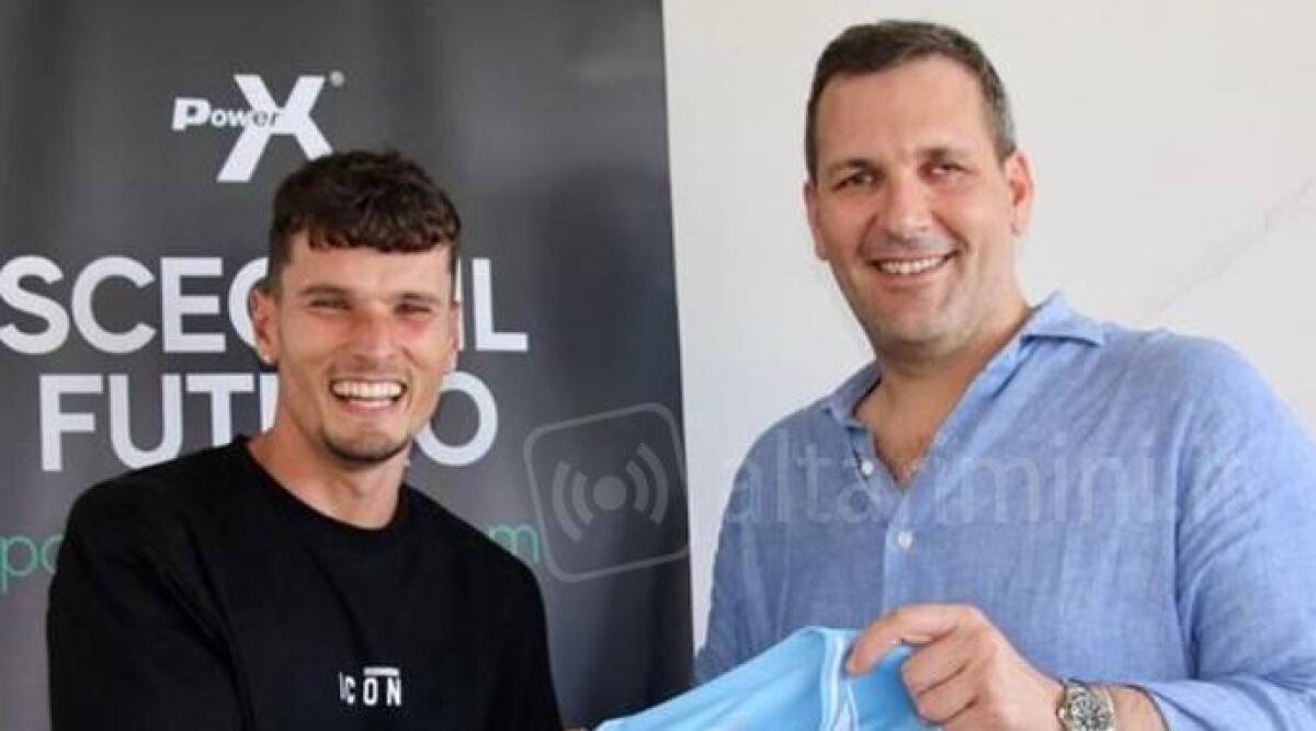 Calcio D, United Riccione: Antonio Ferrara resta in biancazzurro - 