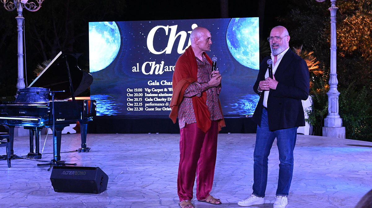 Il Galà di beneficienza di 'Chi' al Grand Hotel raccoglie 150mila euro. Tantissimi Vip a Rimini - Alfonso Signorini; Stefano Bonaccini
