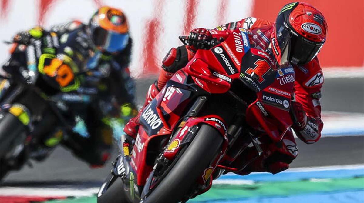 Bagnaia vince davanti a Bezzecchi il gp di Assen - Bagnaia ANSA - EPA/VINCENT JANNINK