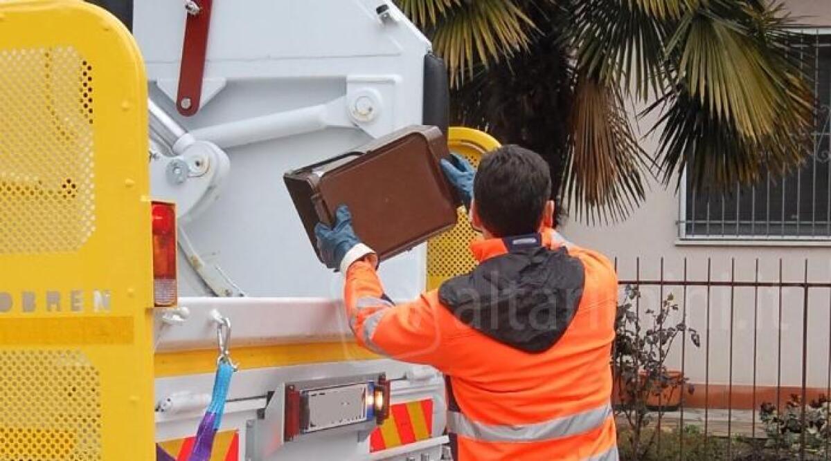 Raccolta rifiuti porta a porta: il servizio di Santarcangelo si allarga - Foto di repertorio