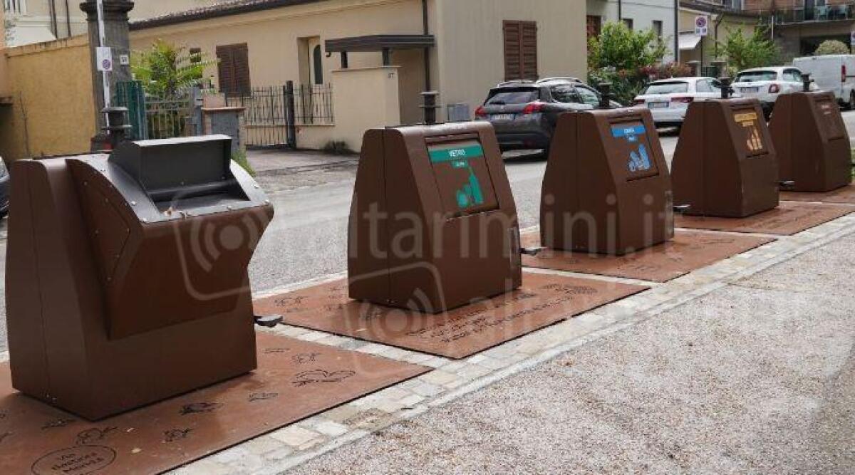 Rimini, in via Bastioni Meridionali una nuova isola ecologica interrata - Isole in via Bastioni Meridionali