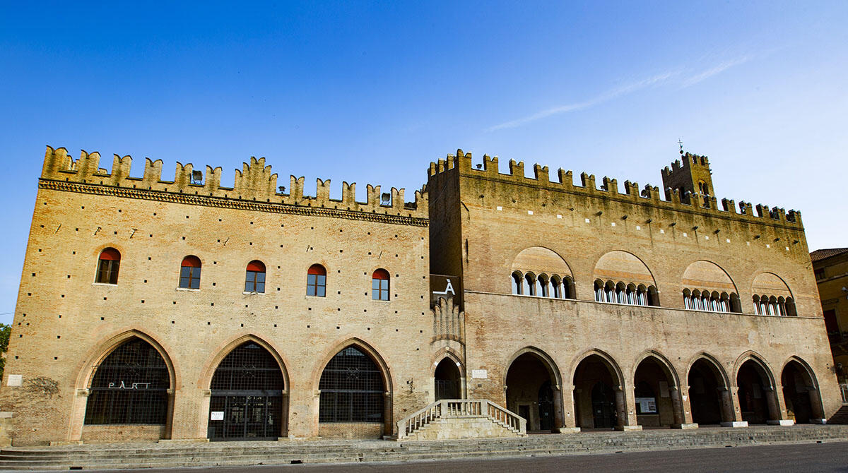 Per il Palazzo del Podestà è tempo di restyling: visite gratuite prima della chiusura temporanea - Palazzo del Podestà (foto di A.Nasser)