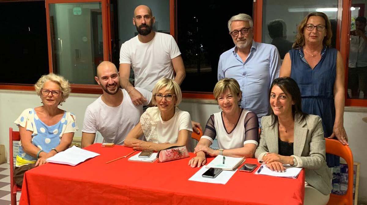 Elezioni annullate, Uniamo Riccione: "Sentenza Tar? Angelini sindaca legittimamente" - Il direttivo di Uniamo Riccione con Daniela Angelini