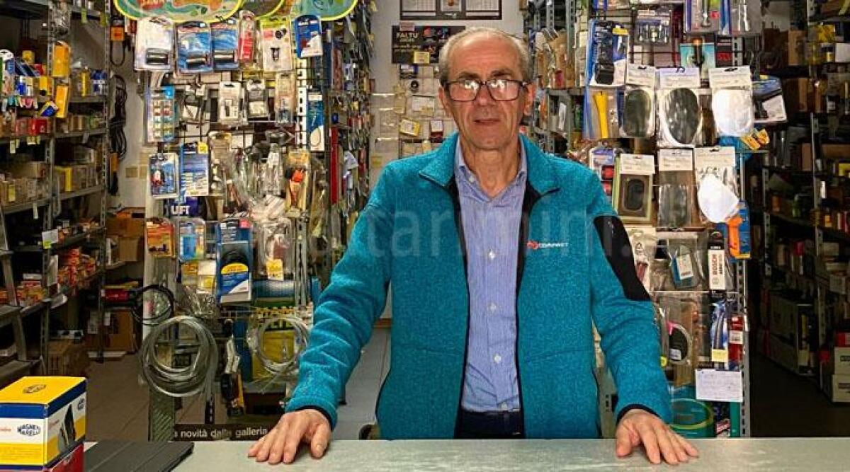 Fausto Peruzzi di Nova Autoricambi: 40 anni di successo e passione per i motori - Fausto Peruzzi, lo storico titolare di Nova Autoricambi