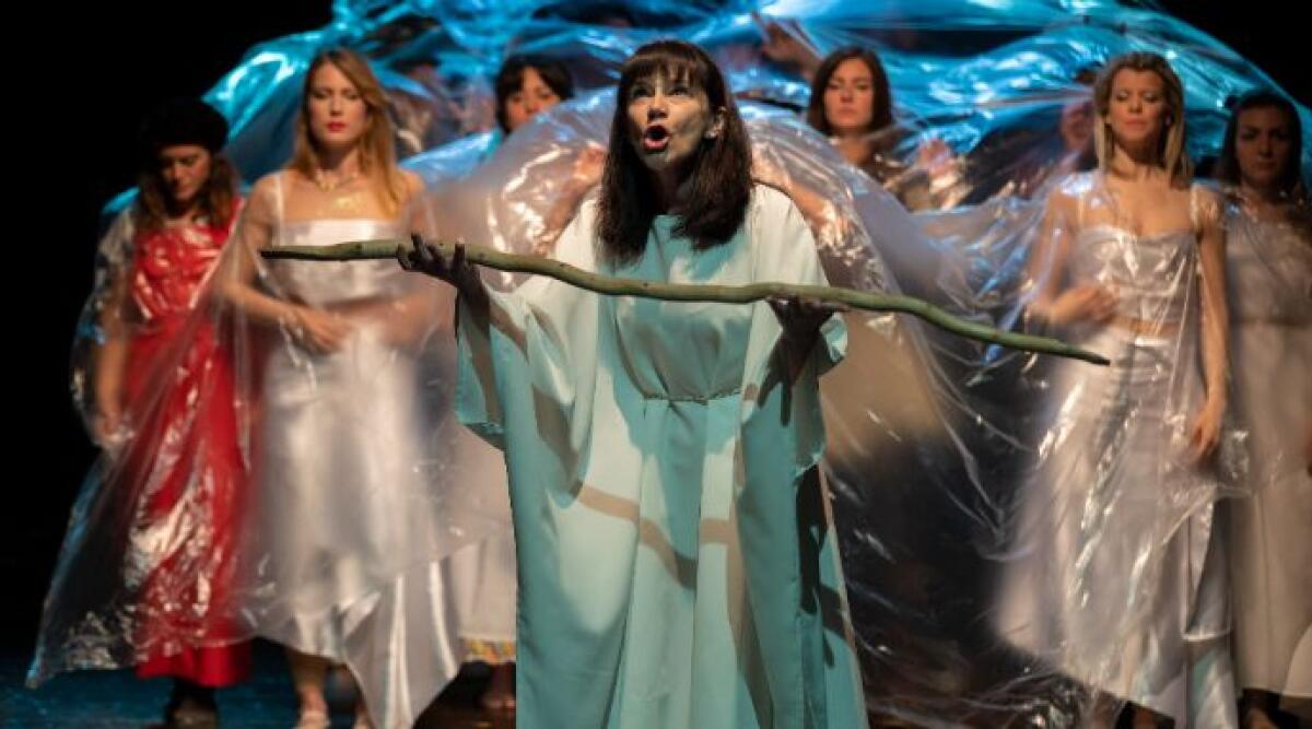 Shakespare protagonista nell'opera-studio "Free" al teatro Rosaspina di Montescudo - Una scena dallo spettacolo