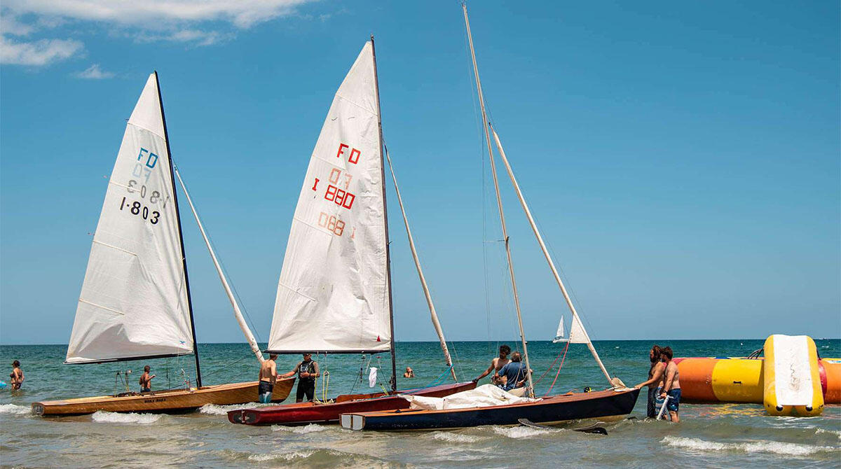Il legno e il mare, le barche storiche attese a Riccione - Il legno e il mare: alcuni momenti dell'edizione 2022