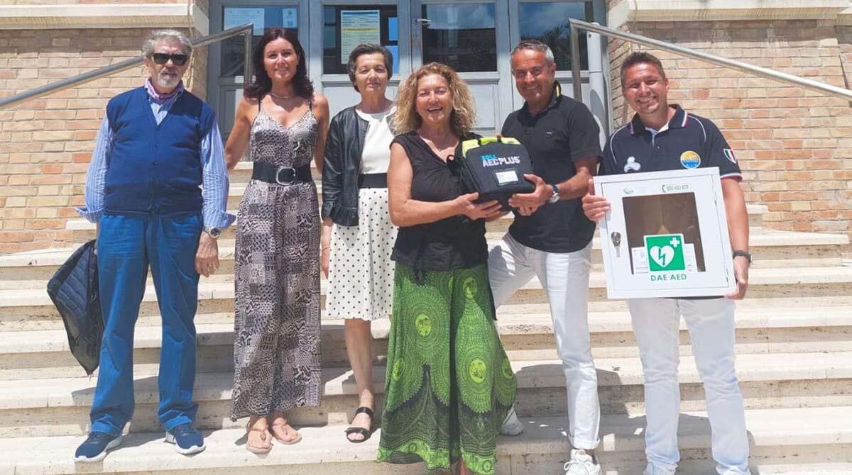 Un nuovo defibrillatore per la comunità di San Giovanni in Marignano -
