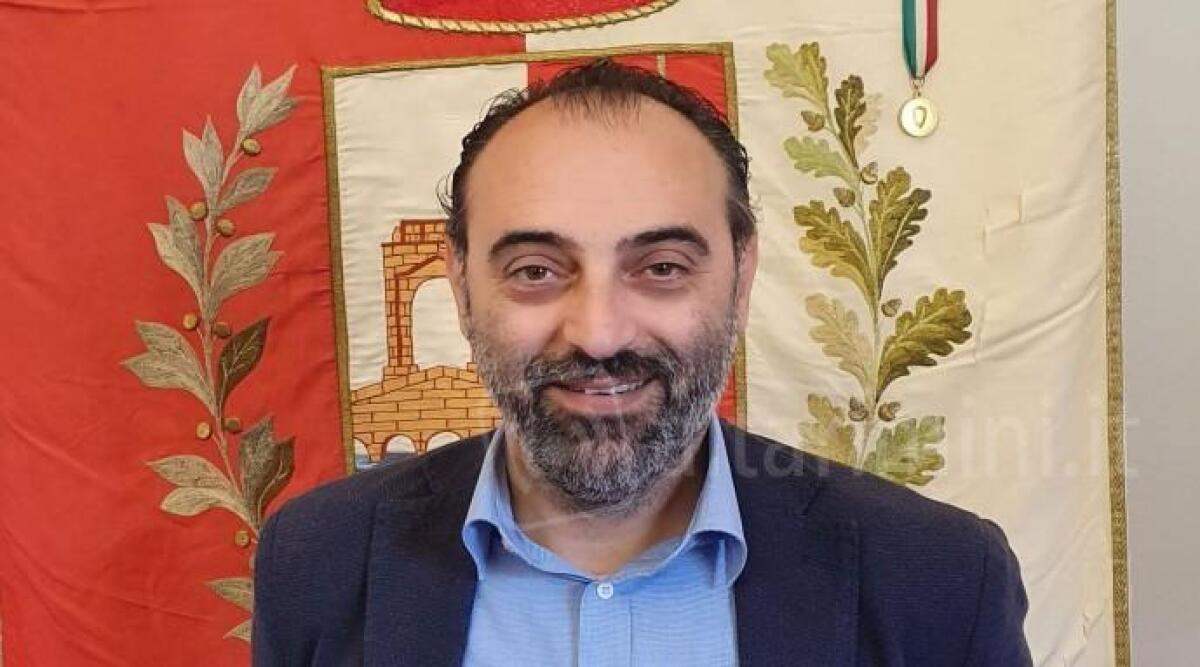 Immigrati accolti negli alberghi di Rimini, l'amministrazione replica: "Noi non possiamo intervenire" - Juri Magrini, assessore del Comune di Rimini