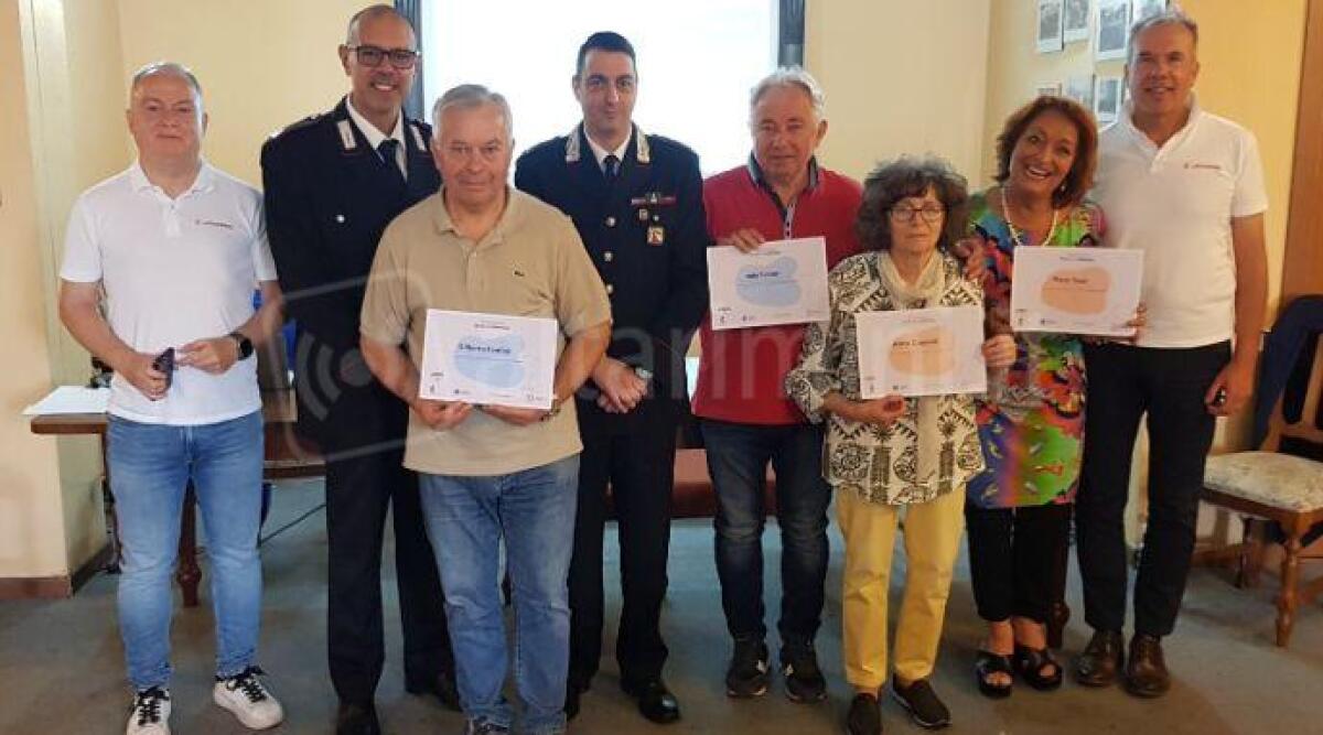 Novafeltria, 17 nuovi “cittadini digitali”: i Carabinieri consegnano gli attestati - 