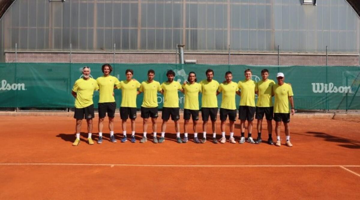 Il Tennis Club Viserba sconfitto 4-2 dal San Mauro Country Club nella settima giornata della serie B1 - Formazione del Tennis Club Viserba
