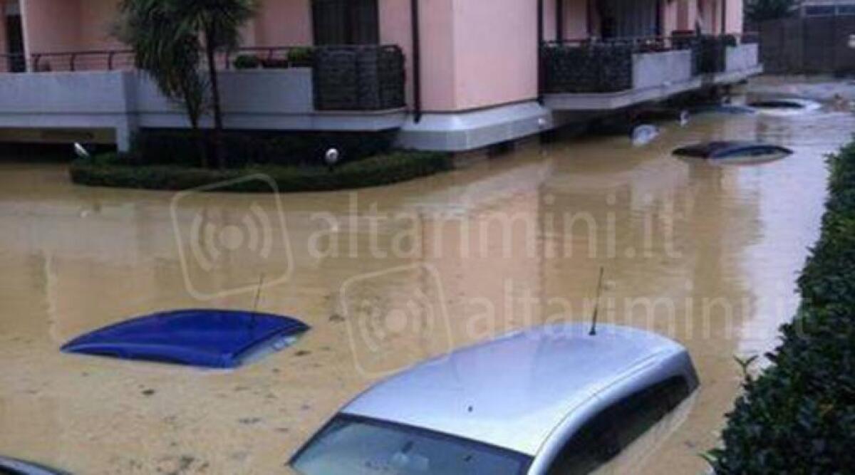 Tanta solidarietà per le popolazioni alluvionate: in dieci giorni raccolti 37 milioni di euro - Foto ANSA