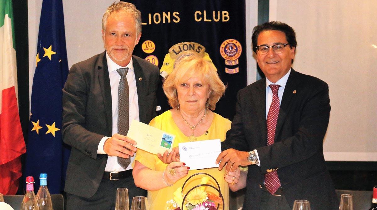 Lions Club Ariminus Montefeltro, sinergia per aiutare la popolazione alluvionata di Lugo - A sinistra Gianluca Zucchi (Lions Club Ariminus Montefeltro)
