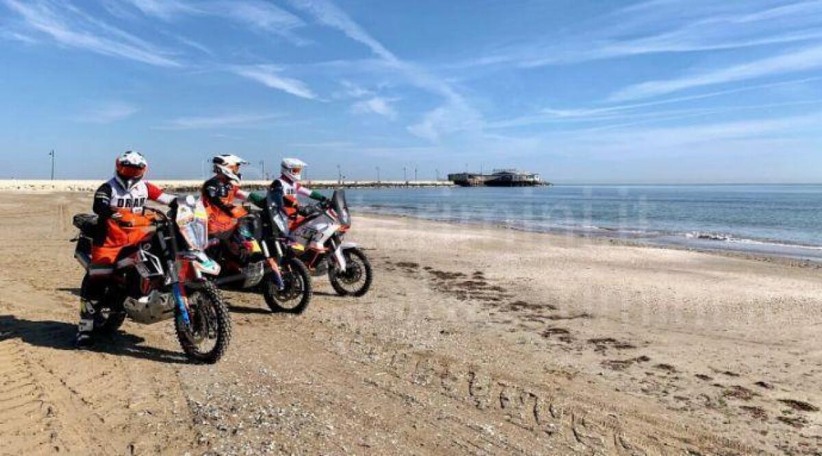 La spiaggia di Rimini come Dakar, ad ottobre arriva Malle Mutor - Prove in spiaggia