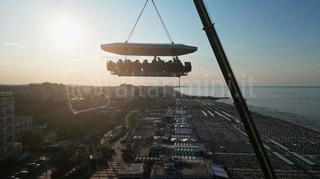 Dinner in the sky