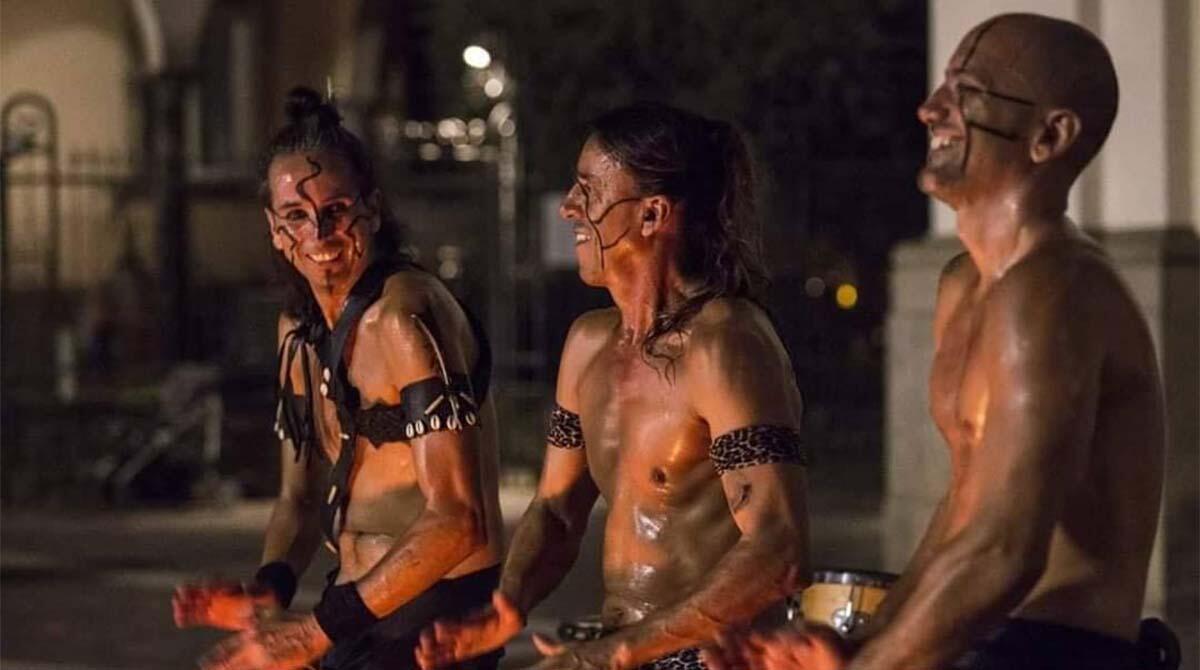 Scintille, a Misano lo spettacolo di percussioni con tre artisti messicani - I Quetzacoatl
