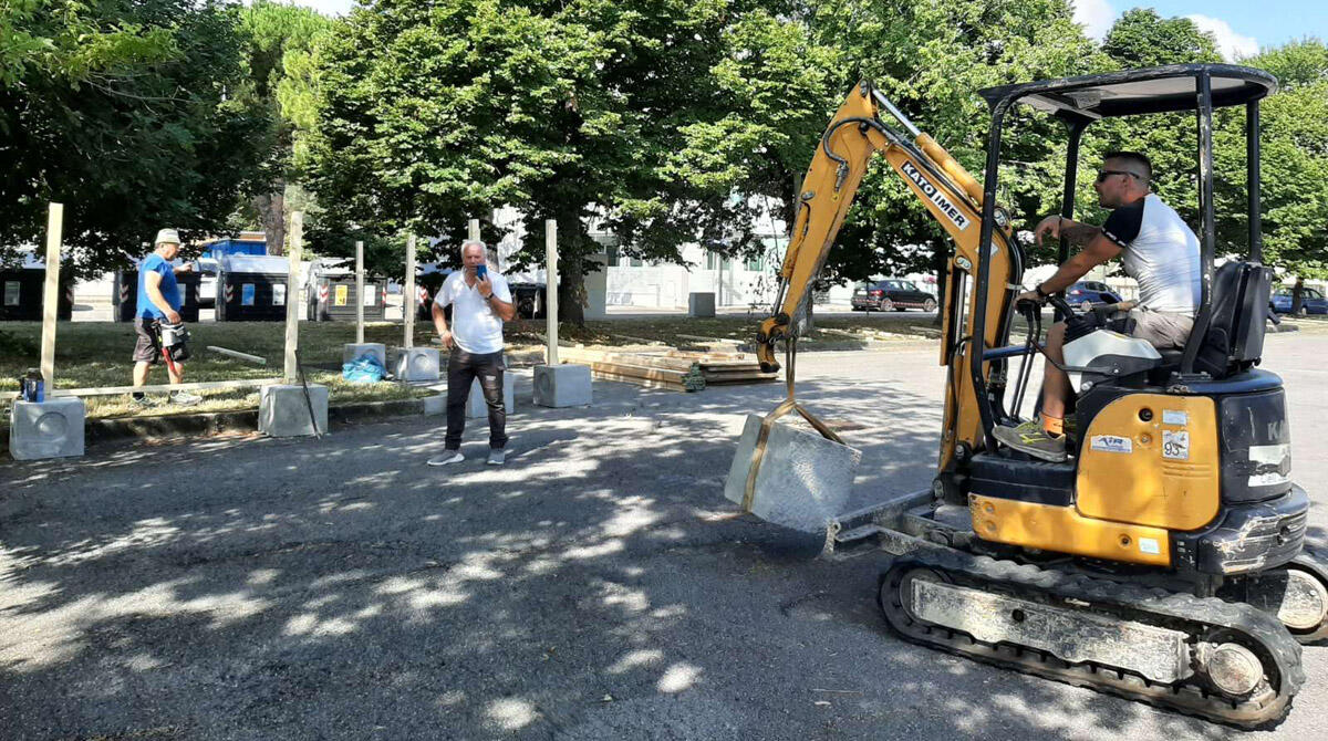 Nuova piscina comunale di Viserba, al via i lavori: "Opera cardine della nuova impiantistica di Rimini" - Aperto il cantiere della nuova piscina comunale di Viserba