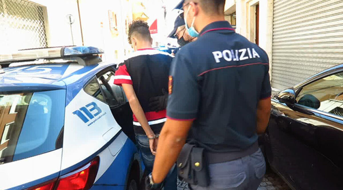 Giovane arrestato con droga e attività di spaccio scoperta nel suo appartamento - Archivio