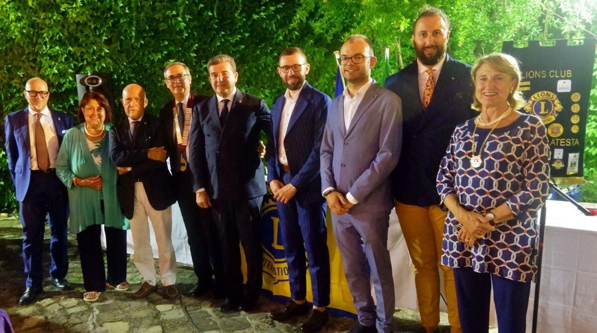 Rimini, Lions Club per le popolazioni alluvionate: raccolti oltre 11mila euro - La serata conviviale del Lions Club