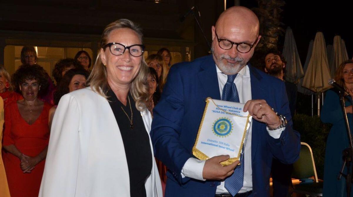 Il Club Inner Wheel Riccione-Valconca dona una Borsa di studio - La consegna del ricavato del concerto per la Borsa di studio