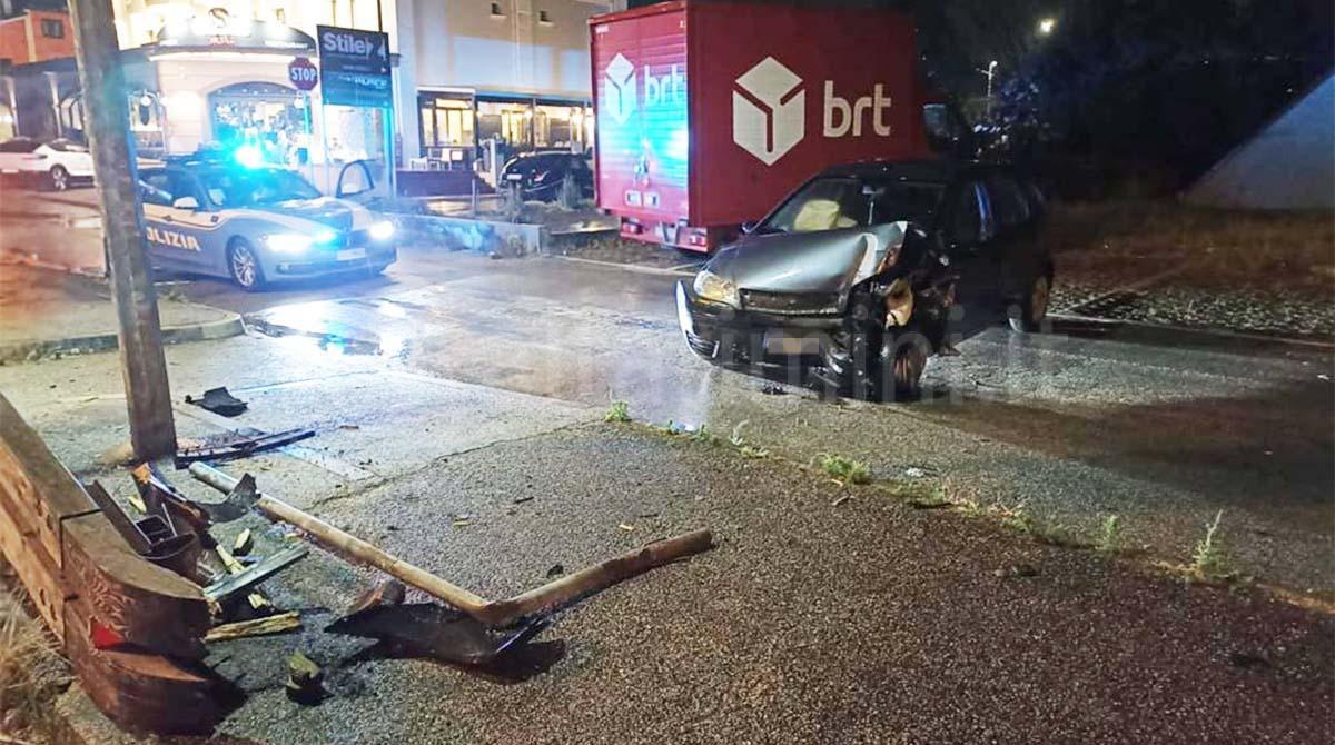 Incidente a Santa Giustina, auto fuori controllo centra il guardrail - Il luogo del sinistro