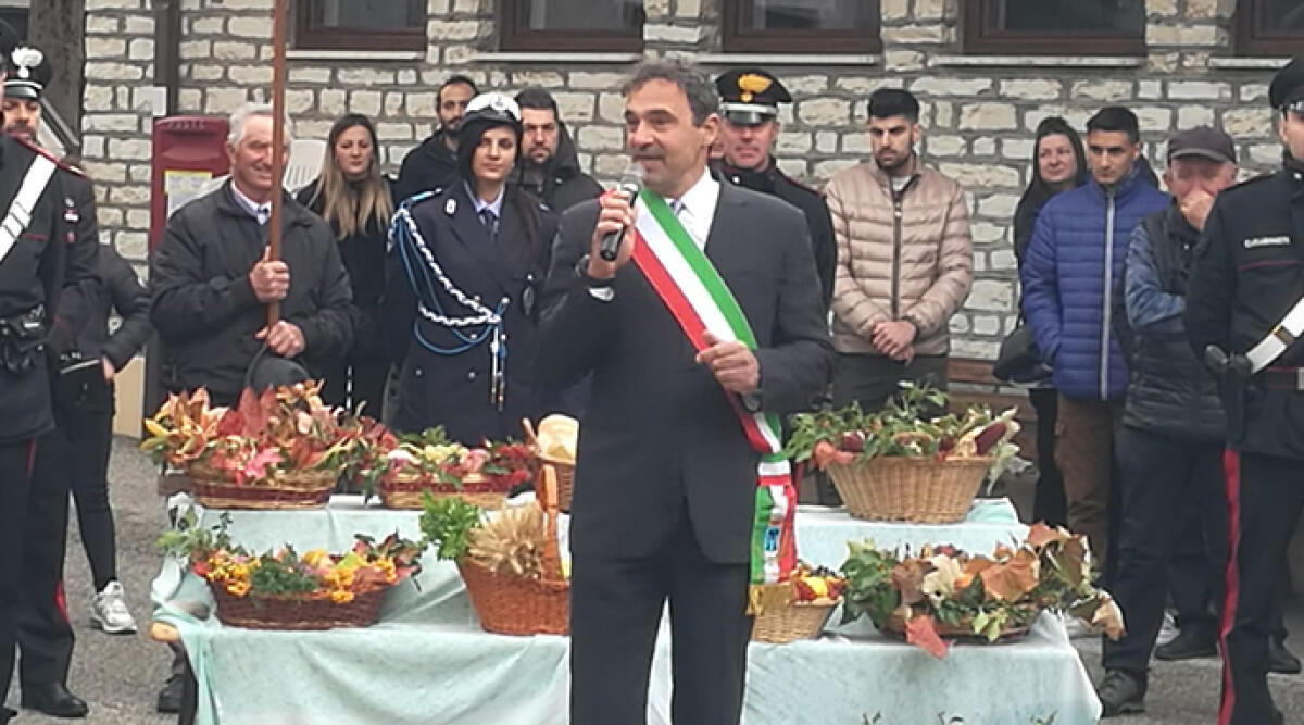 Pennabilli accoglie quindici profughi nonostante l'opposizione del sindaco Giannini - Pennabilli, 15 migranti accolti in un hotel