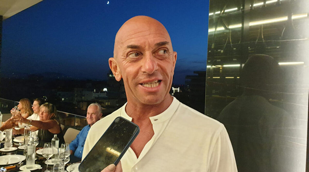 Alberto Bollini, ct della nazionale Under 19, ospite del nuovo albergo di lusso a Riccione - Il celebre allenatore della nazionale Under 19 di calcio Alberto Bollini