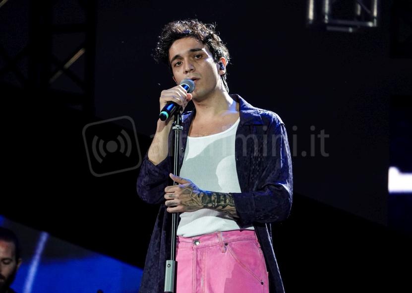 06-07-2023 Rimini – Tim Summer Hit piazzale Fellini – festa trasmissione canora Rai – PETRANGELI
