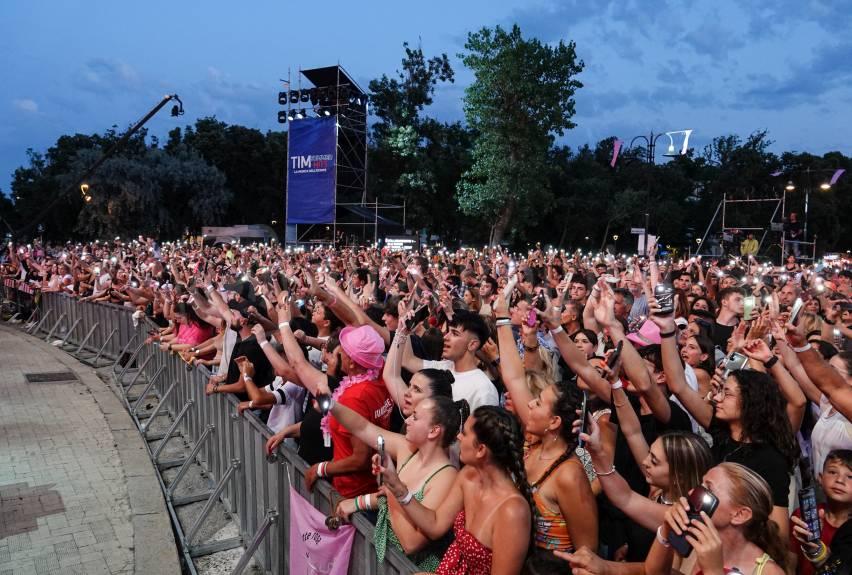 06-07-2023 Rimini – Tim Summer Hit piazzale Fellini – festa trasmissione canora Rai – PETRANGELI