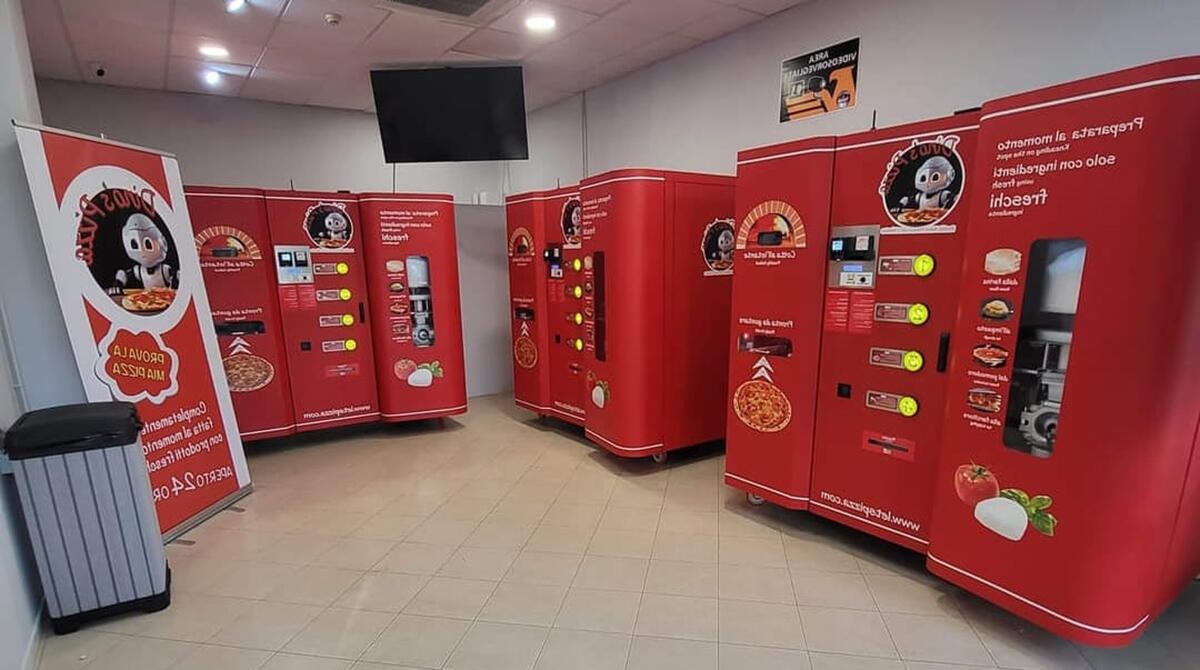 Pizza no stop h24: inaugura il distributore automatico "made in Riccione" che vuole conquistare l'Europa - Dino's Pizza a Riccione